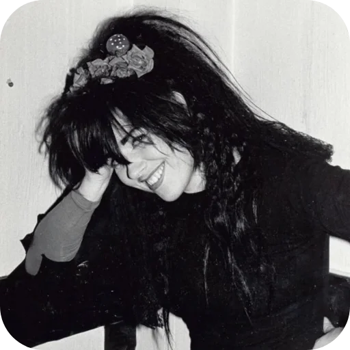 ☺ Стикер «Strawberry Switchblade» для Telegram