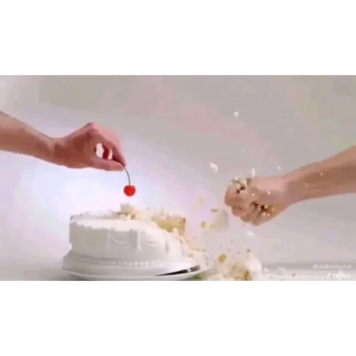 🎂 Стикер «Тортик ,» для Telegram