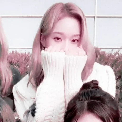 🍭 Стикер «winter kim» для Telegram