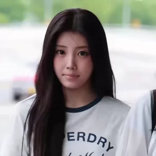 🤩 Стикер «Lee Wonhee» для Telegram