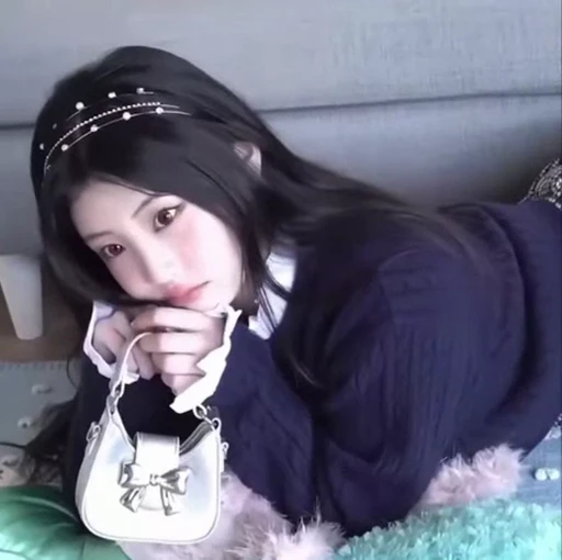 🤩 Стикер «Lee Wonhee» для Telegram