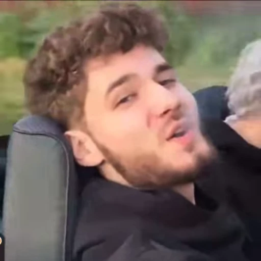 🌟 Стикер «XAZAEEVAkye» для Telegram