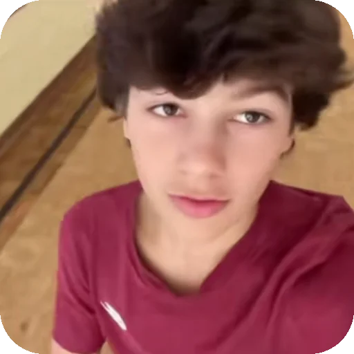 👍 Стикер «Young Hearts» для Telegram