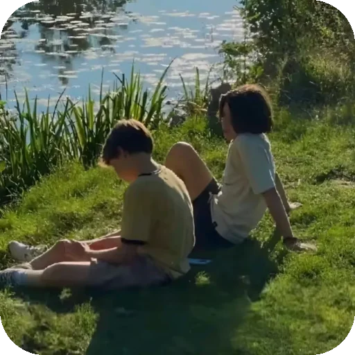 👍 Стикер «Young Hearts» для Telegram