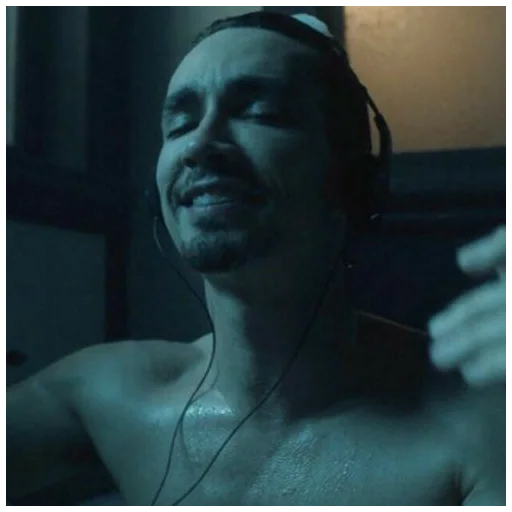 🎵 Стикер «Umbrella Academy» для Telegram