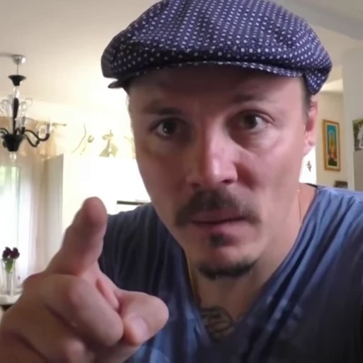😝 Стикер «Don Simon» для Telegram