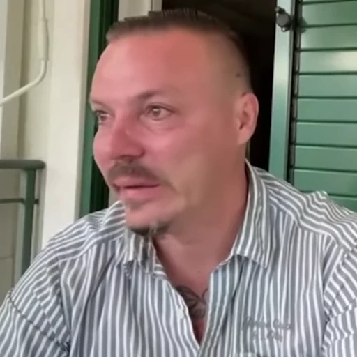 🥲 Стикер «Don Simon» для Telegram