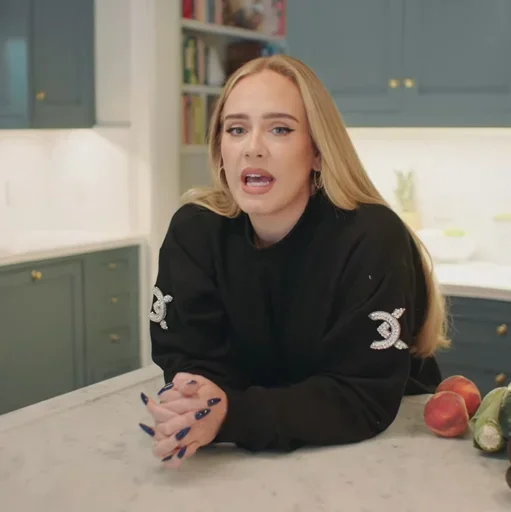 😐 Стикер «Adele» для Telegram