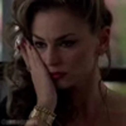 😢 Эмодзи «Adriana La Cerva» для Telegram