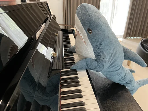 🎹 Стикер «Акулка mood» для Telegram