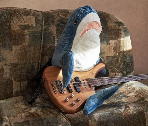 🎸 Стикер «Акулка mood» для Telegram