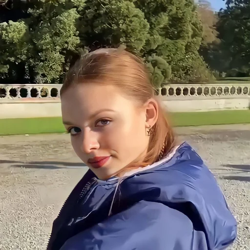 ❤️‍🔥 Стикер «Сэди Совералл» для Telegram