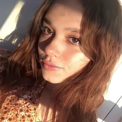 ❤️‍🔥 Стикер «Сэди Совералл» для Telegram