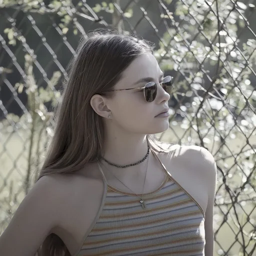 🌷 Стикер «Alaska Young» для Telegram