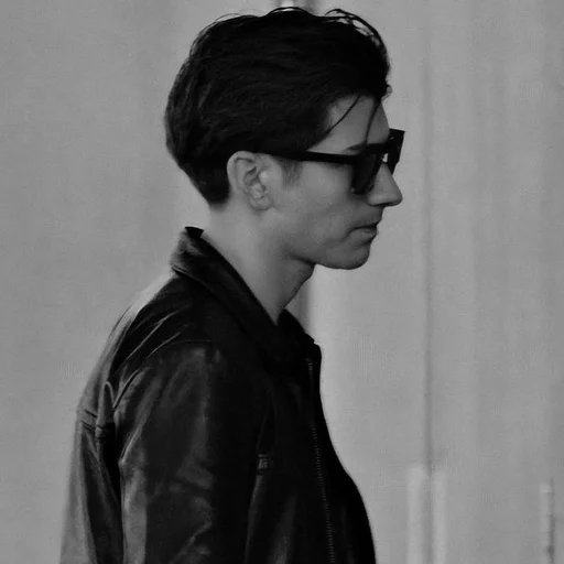 😎 Стикер «Alex Turner» для Telegram