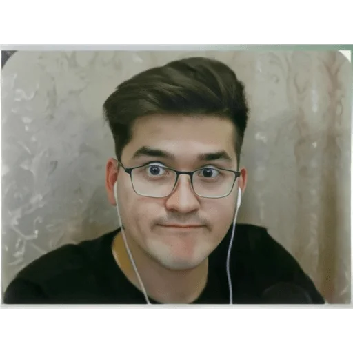 🙃 Стикер «Анварчик)» для Telegram