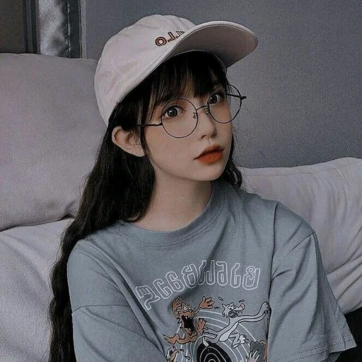 🦋 Стикер «Asian» для Telegram