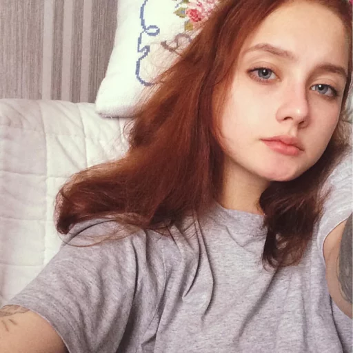 🇩🇪 Стикер «AYALUVSARA» для Telegram