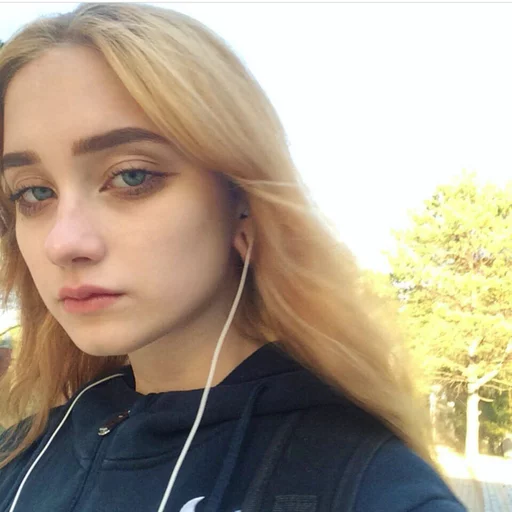 🇩🇪 Стикер «AYALUVSARA» для Telegram
