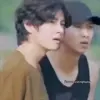🤩 Эмодзи «🤩 bts» для Telegram