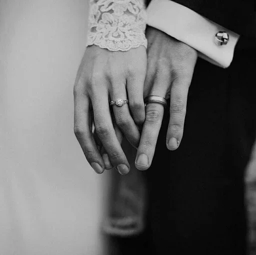 ☺️ Стикер «Be together» для Telegram