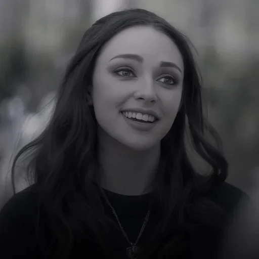🫦 Стикер «hope mikaelson» для Telegram