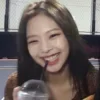 😁 Эмодзи «Black Pink» для Telegram