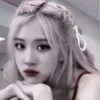 🥺 Эмодзи «Black Pink» для Telegram