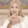 ❤️ Эмодзи «Black Pink» для Telegram