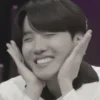 💋 Эмодзи «🌈 Смайлики с BTS» для Telegram