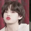 ❤️ Эмодзи «🌈 Смайлики с BTS» для Telegram