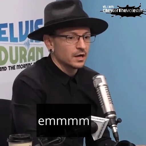 🤨 Стикер «ChesterBe GIF» для Telegram