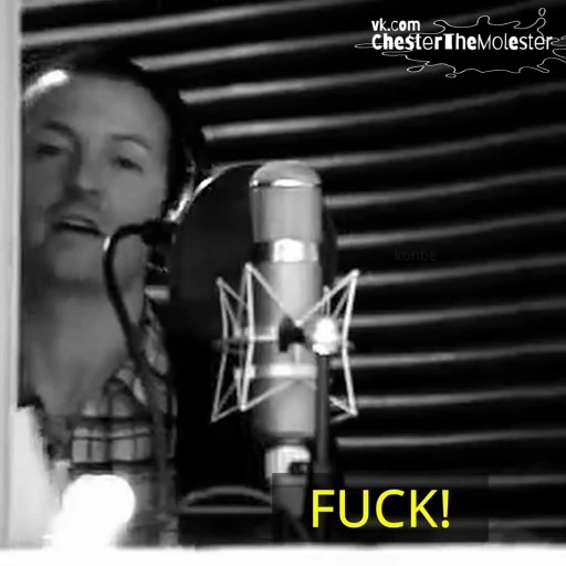 🖕 Стикер «ChesterBe GIF» для Telegram