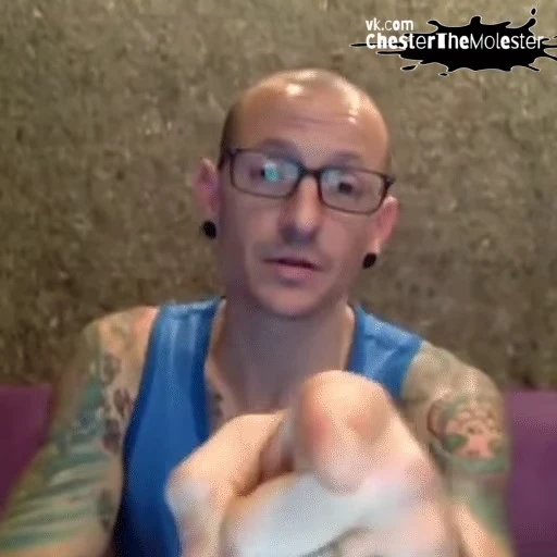 🫵 Стикер «ChesterBe GIF» для Telegram