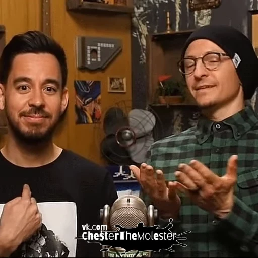 🙏 Стикер «ChesterBe GIF» для Telegram