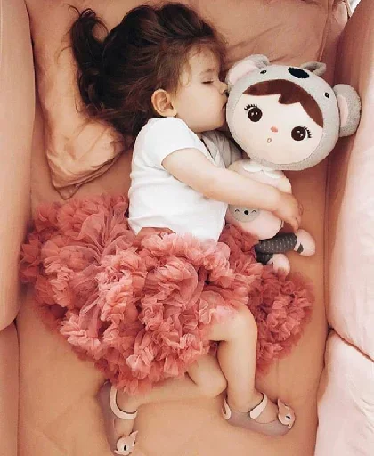 😖 Стикер «Childs and Life» для Telegram