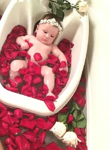 😖 Стикер «Childs and Life» для Telegram