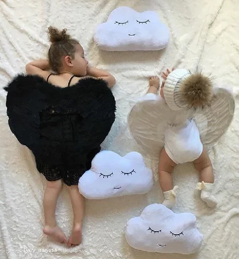 😒 Стикер «Childs and Life» для Telegram