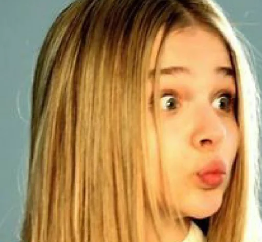 😛 Стикер «chloe grace moretz» для Telegram