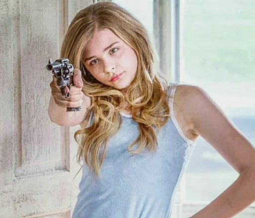 🔫 Стикер «chloe grace moretz» для Telegram
