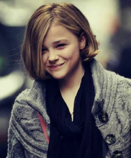 😊 Стикер «chloe grace moretz» для Telegram