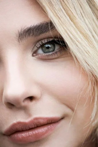 🤤 Стикер «chloe grace moretz» для Telegram