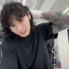 Эмодзи 𝗝𝗲𝗼𝗻 𝗝𝘂𝗻𝗴 𝗞𝗼𝗼𝗸 ( ) для Telegram — скачать