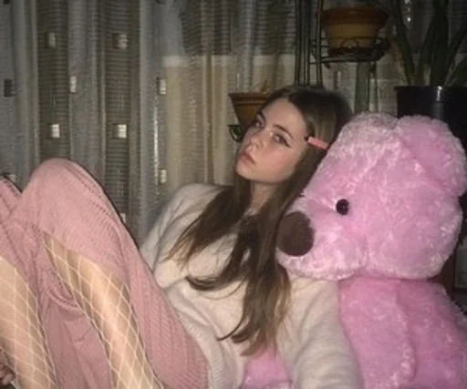 💞 Стикер «CLA3» для Telegram