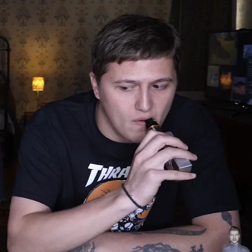🚬 Стикер «cmh 228» для Telegram