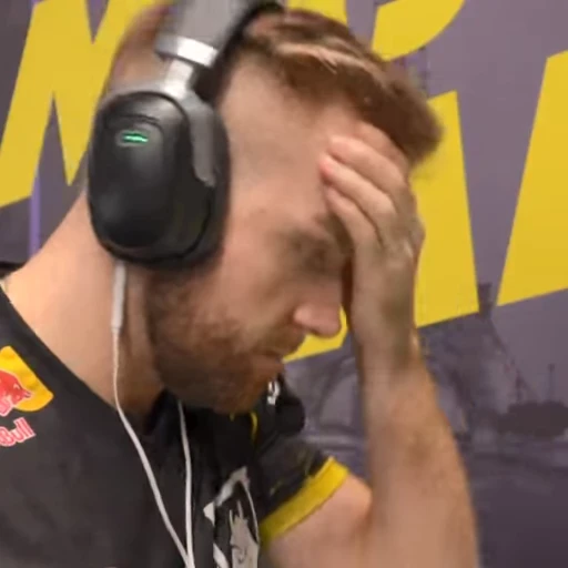 🙄 Стикер «csgo emotions» для Telegram
