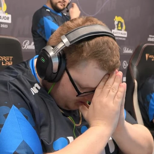 🙏 Стикер «csgo emotions» для Telegram