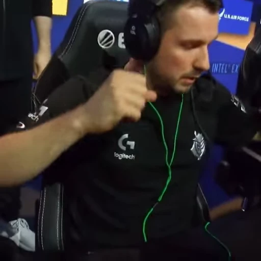 😡 Стикер «csgo emotions» для Telegram