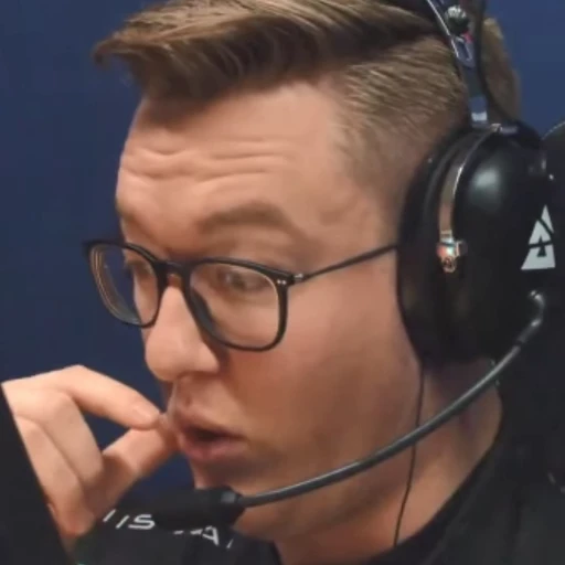 🤭 Стикер «csgo emotions» для Telegram