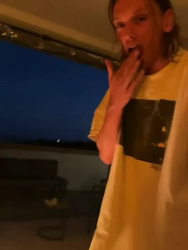 🤩 Стикер «Jamie Campbell Bower²Wilh El Mina» для Telegram